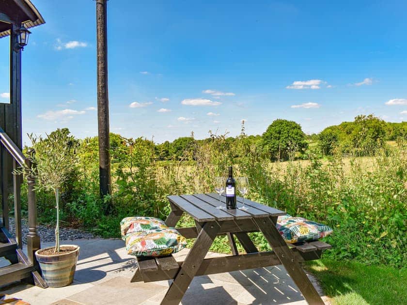 Outdoor area | Foxglove, Ibberton, Blandford Forum