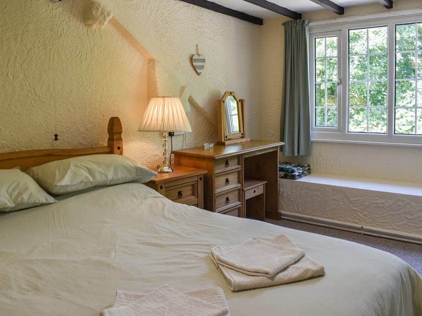 Double bedroom | Llys Elen Retreats - Llys Elen One - Llys Elen Cottages, Llanfairpwllgwyngyll