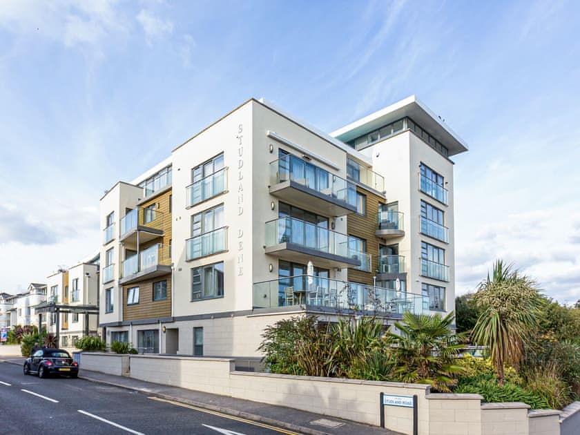 Exterior | Ospreys, Bournemouth