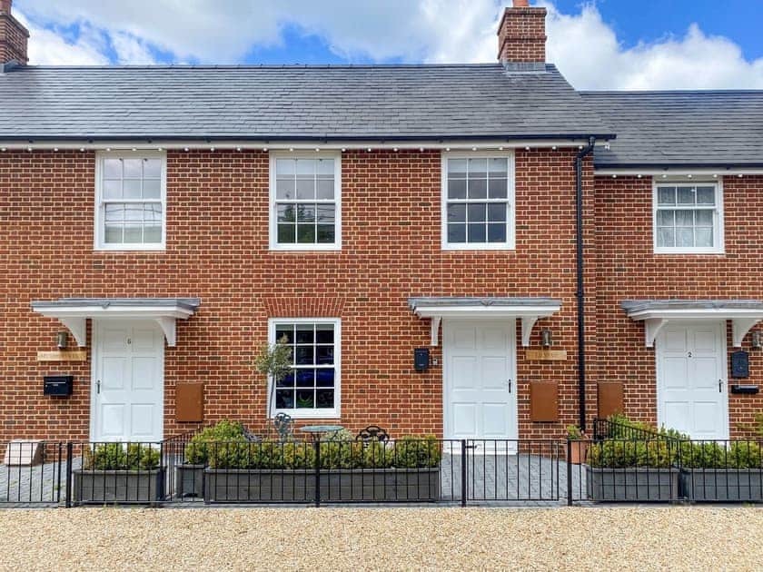 Exterior | Lilypad, Ringwood