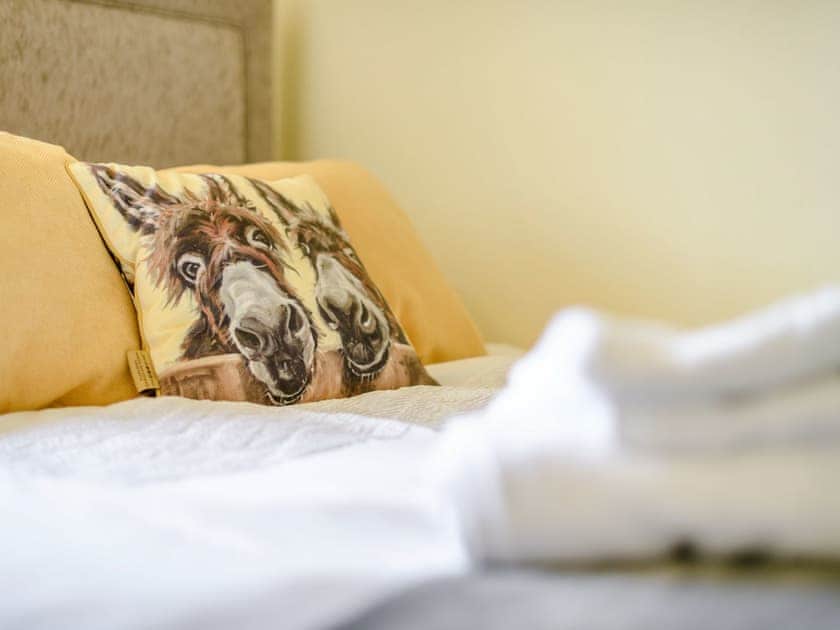 Double bedroom | Coach House - Yaxley Manor Cottages, Yaxley near Eye