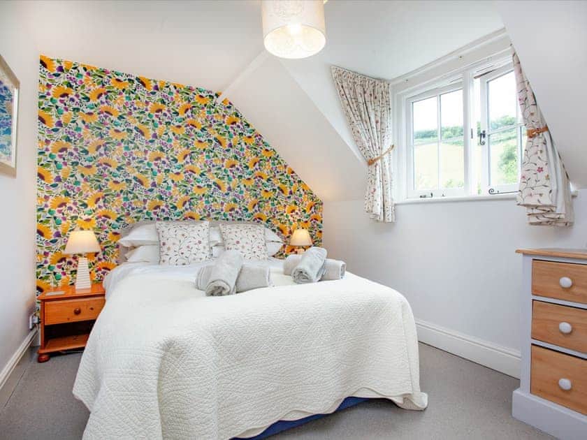 Double bedroom | Mill Spring - Tuckenhay Mill, Bow Creek, between Dartmouth and Totnes