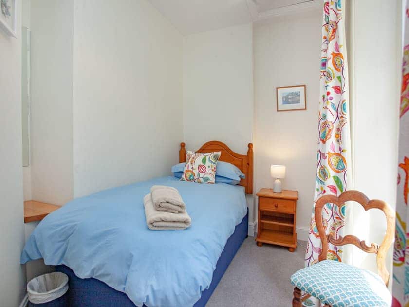 Single bedroom | Mill Lodge - Tuckenhay Mill, Bow Creek, between Dartmouth and Totnes