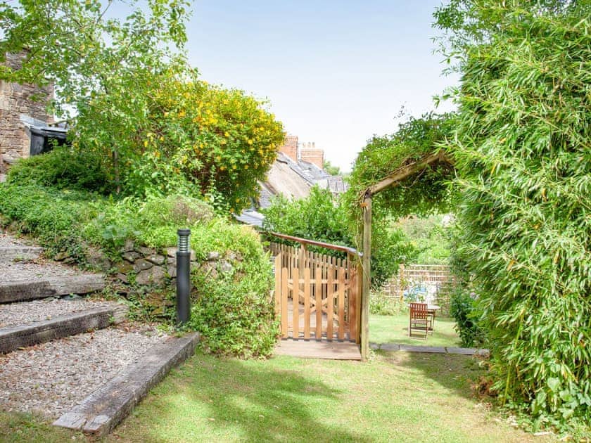 Garden | Mill Bank - Tuckenhay Mill, Bow Creek, between Dartmouth and Totnes