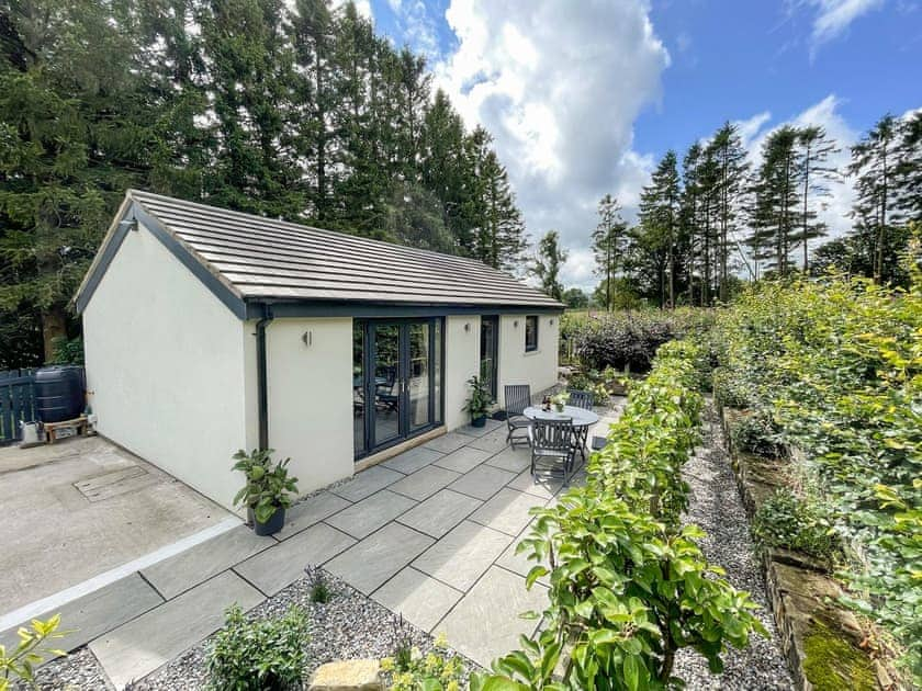 Dog friendly cottages sales forest of bowland