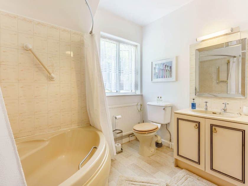 Bathroom | Old Town Hideaway, Hastings