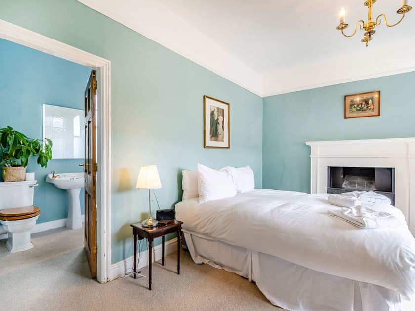 Double bedroom | Rutland House, Bakewell