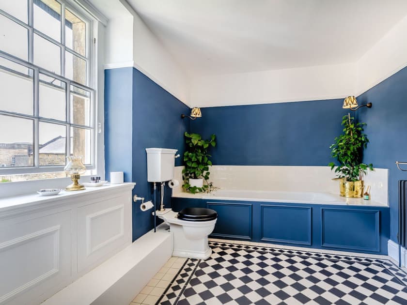 Bathroom | Rutland House, Bakewell