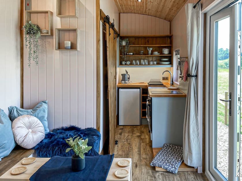 Interior | Forget-Me-Not - Meadows Huts, Parwich, near Ashbourne