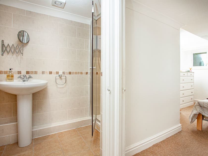 Shower room | Westerlands Apartment, Torquay