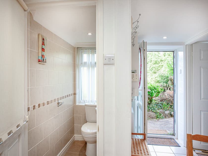 Shower room | Westerlands Apartment, Torquay