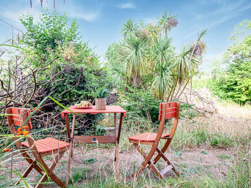 Sitting-out-area | Westerlands Apartment, Torquay