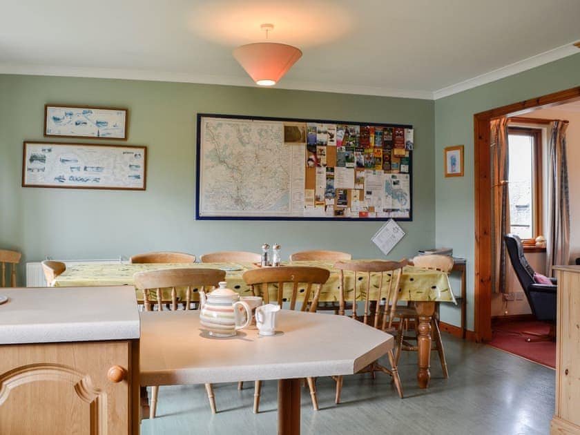 Kitchen/diner | Coille Mhor, Spittalfield, nr Dunkeld