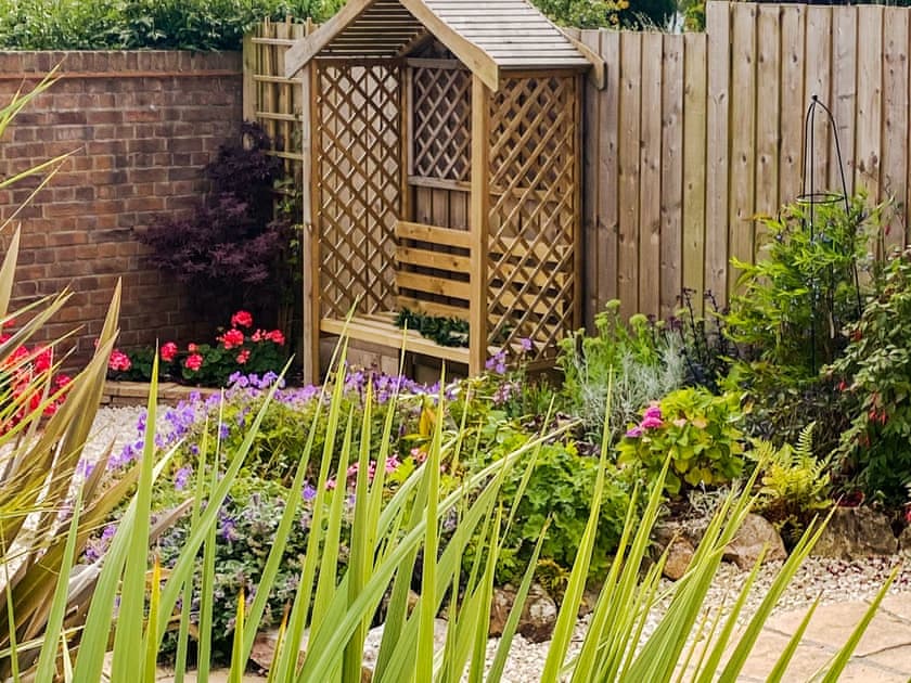 Outdoor area | View Cottage, Brixham