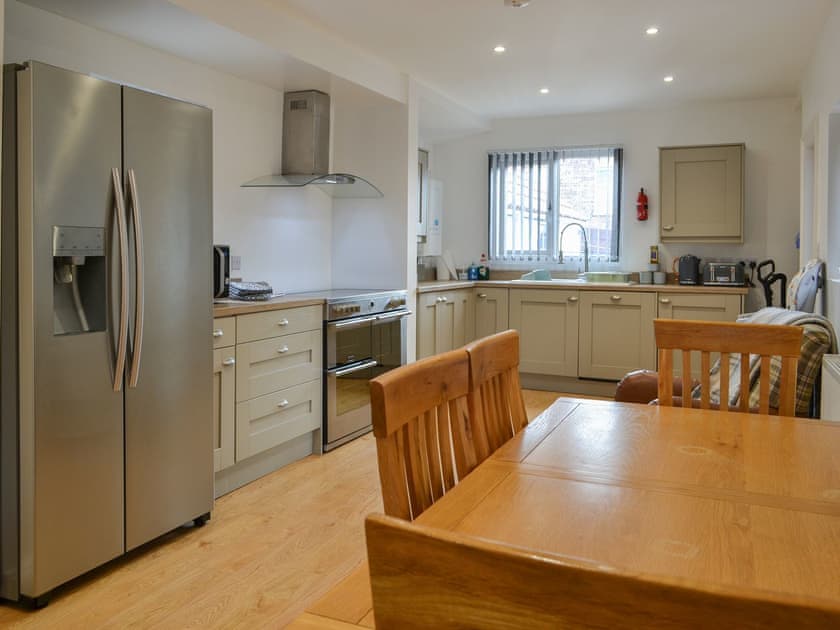 Dining Area | Trinity Avenue Cottage, Bridlington