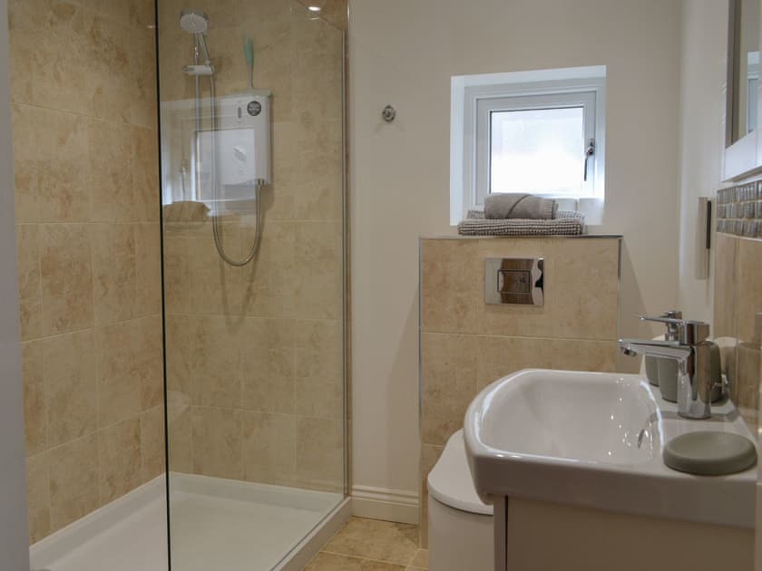 En-suite | Trinity Avenue Cottage, Bridlington