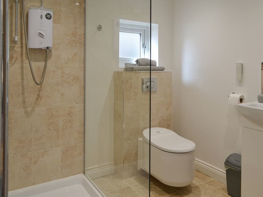 En-suite | Trinity Avenue Cottage, Bridlington