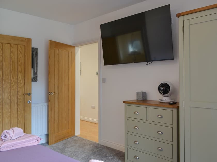 Double bedroom | Trinity Avenue Cottage, Bridlington