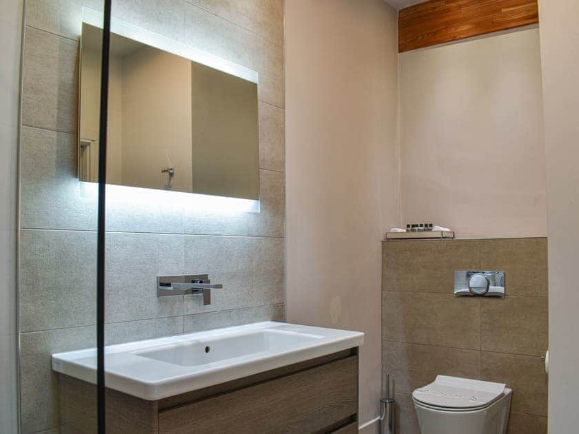 Shower room | Waterside - Steppingstones Riverside Terrace, Ambleside