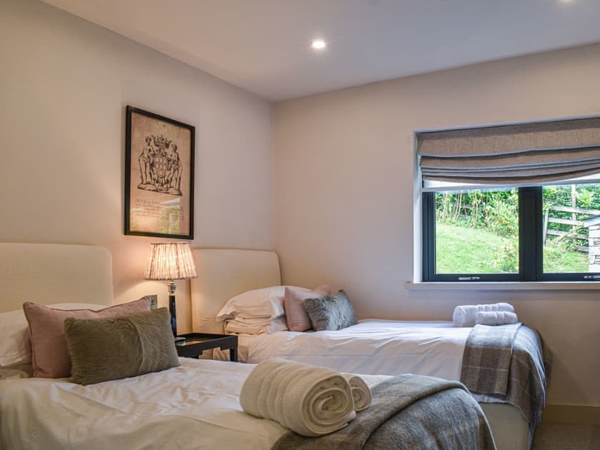 Twin bedroom | Viewpoint - Steppingstones Riverside Terrace, Ambleside