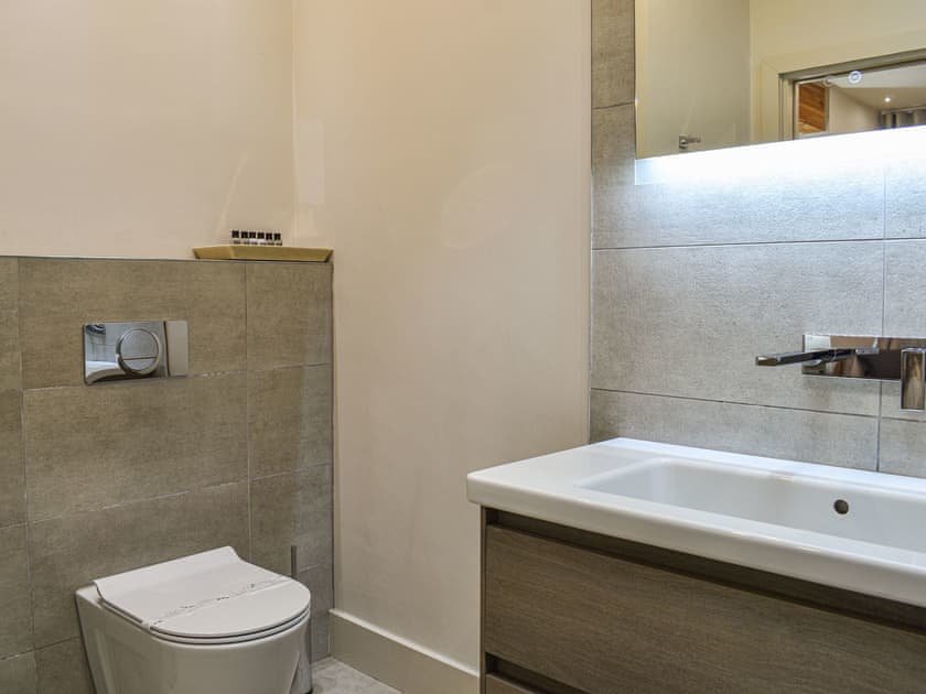 Bathroom | Viewpoint - Steppingstones Riverside Terrace, Ambleside