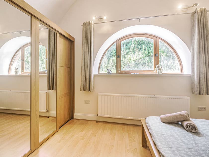 Family bedroom | New Barn Reservoir, Shaldon, near Teignmouth