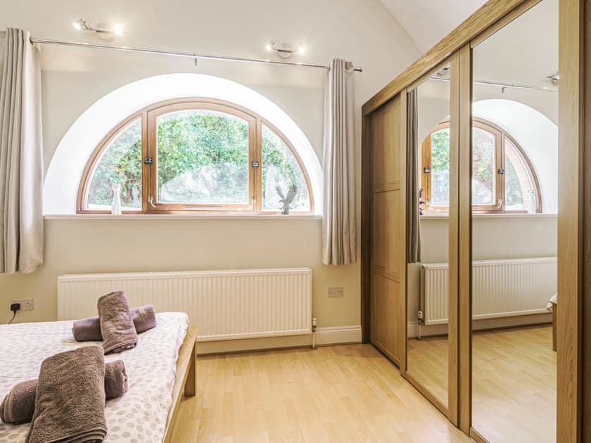 Family bedroom | New Barn Reservoir, Shaldon, near Teignmouth