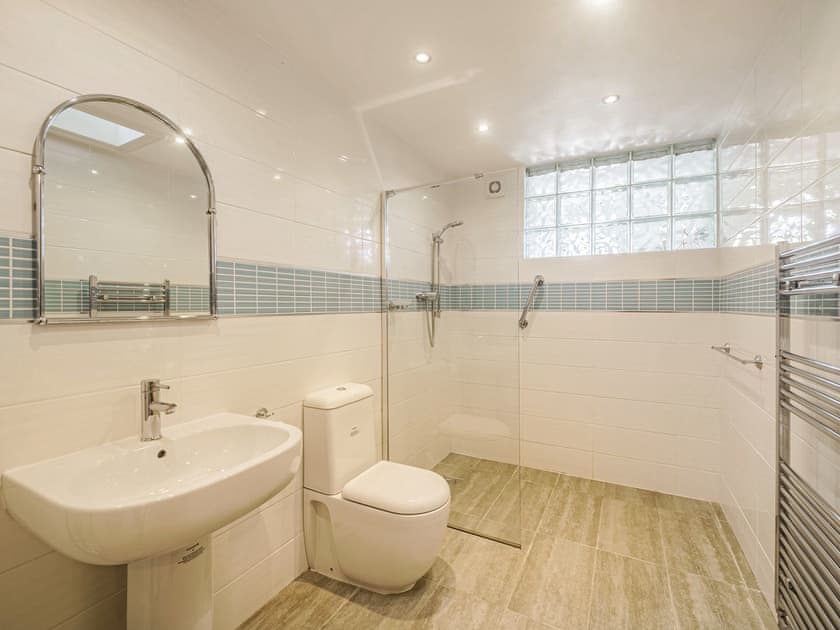 Wet room | New Barn Reservoir, Shaldon, near Teignmouth