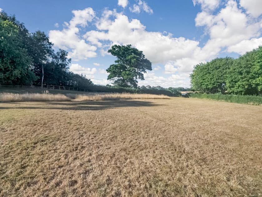 Surrounding area | Olchard Lodge, Newton Abbot