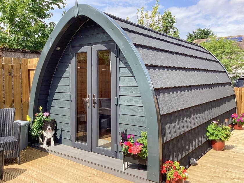 Exterior | The Dalmore Pod, Alness