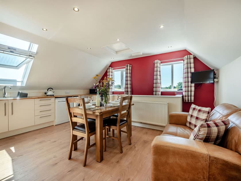 Kitchen/diner | Penceunant - Brynllin Holiday Cottages, Bwlch-Llan, near Aberaeron