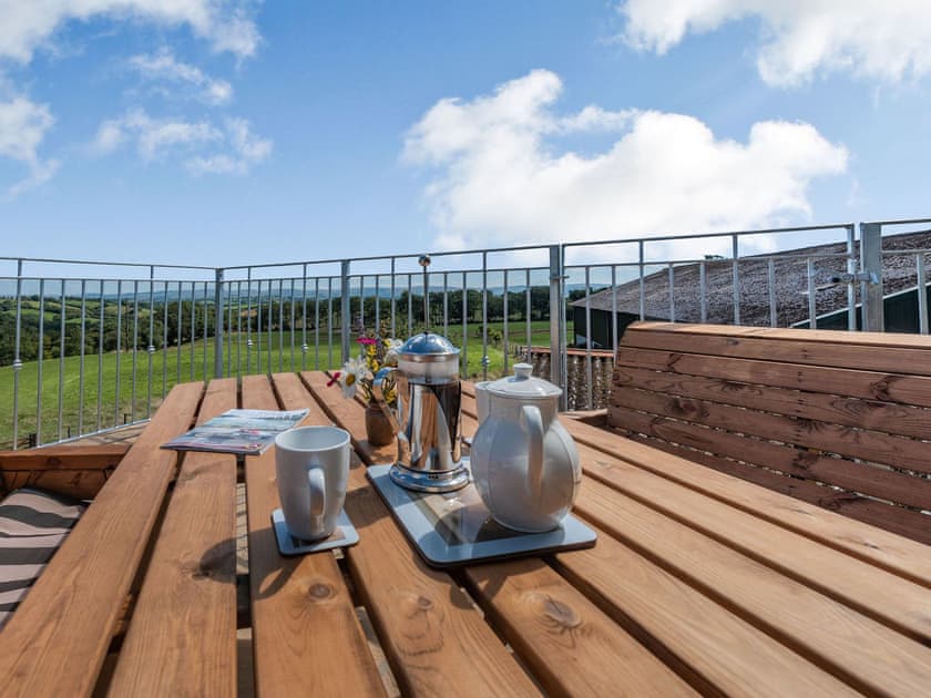 Outdoor eating area | Penceunant - Brynllin Holiday Cottages, Bwlch-Llan, near Aberaeron
