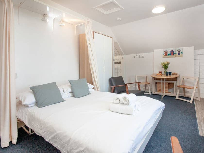 Open plan living space | Apartment Twelve - Broadshade Holiday Apartments, Paignton
