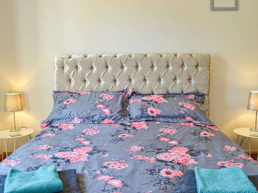 King size bedroom | Oystercatcher, Hunstanton