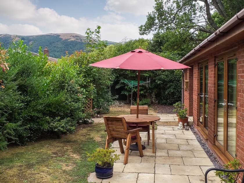 Sitting-out-area | Little Acorns, Malvern