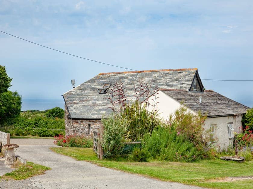 Surrounding area | The Roundhouse - Higher Tresmorn Cottages, Tresmorn, Bude
