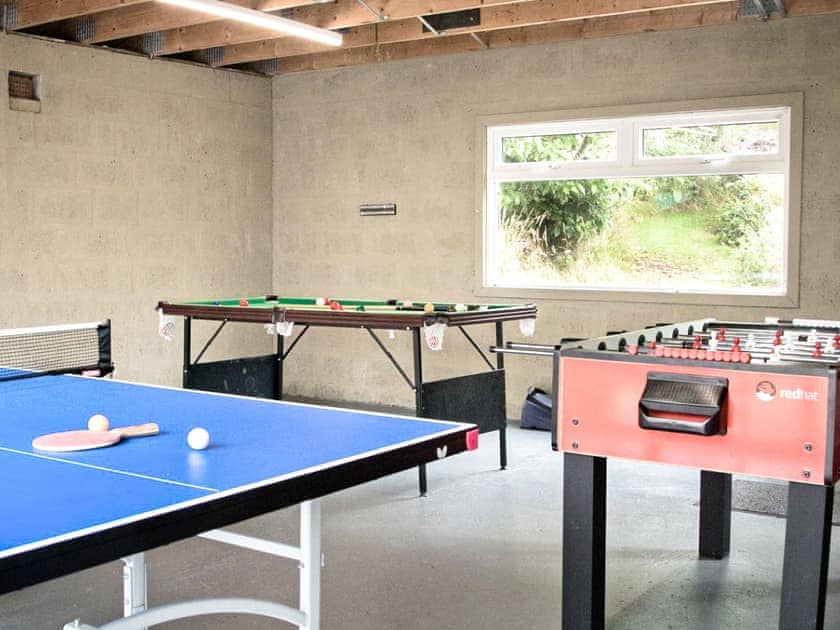 Anyone for table tennis | The Groom’s Cottage, The Brewers Cottage - Roddenloft, Mauchline