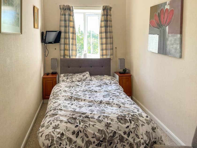 Double bedroom | Westgate Cottage, St Lawrence, near Ventnor