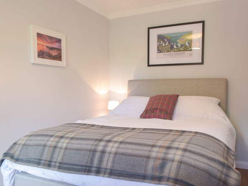 Double bedroom | Hafan Fach Cottage, Stackpole