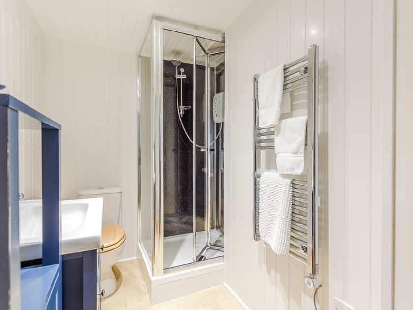 Shower room | The Garden Flat Ardullie - Ardullie Holidays, Dingwall