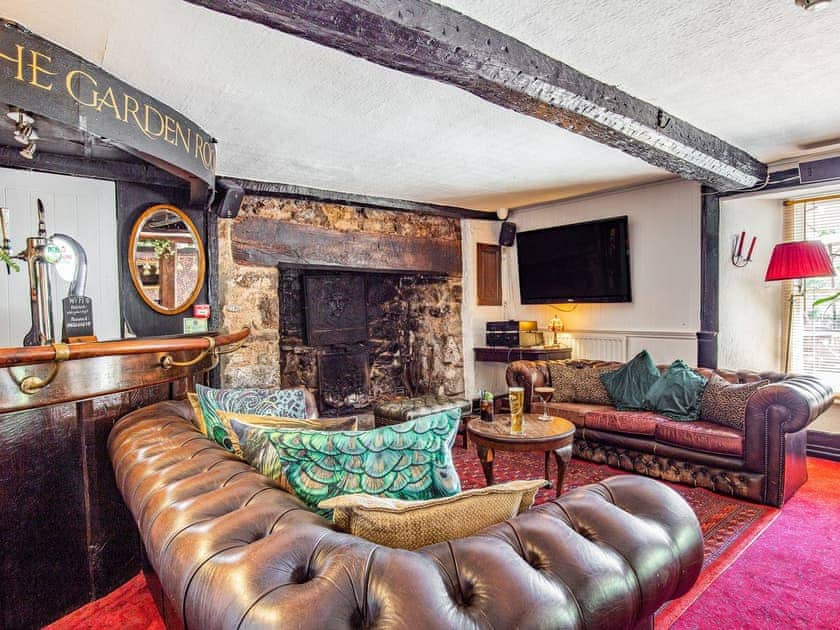 Living room | Old Rydon Inn, Newton abbot