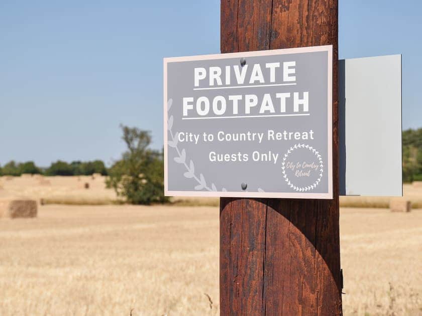 Garden and grounds | English Oak, Silver Birch - Woodland Cottages, Halstead