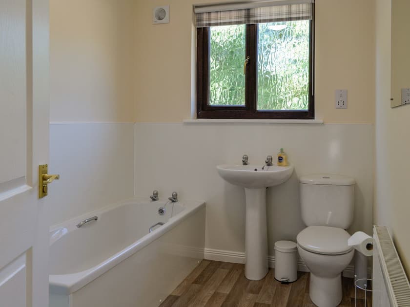 Bathroom | Park Lane, Dumfries 