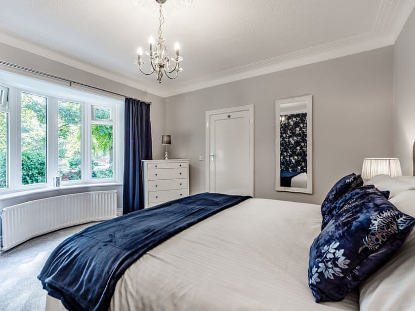 Superking bedroom  | North Lodge Cottage, Chester le Street