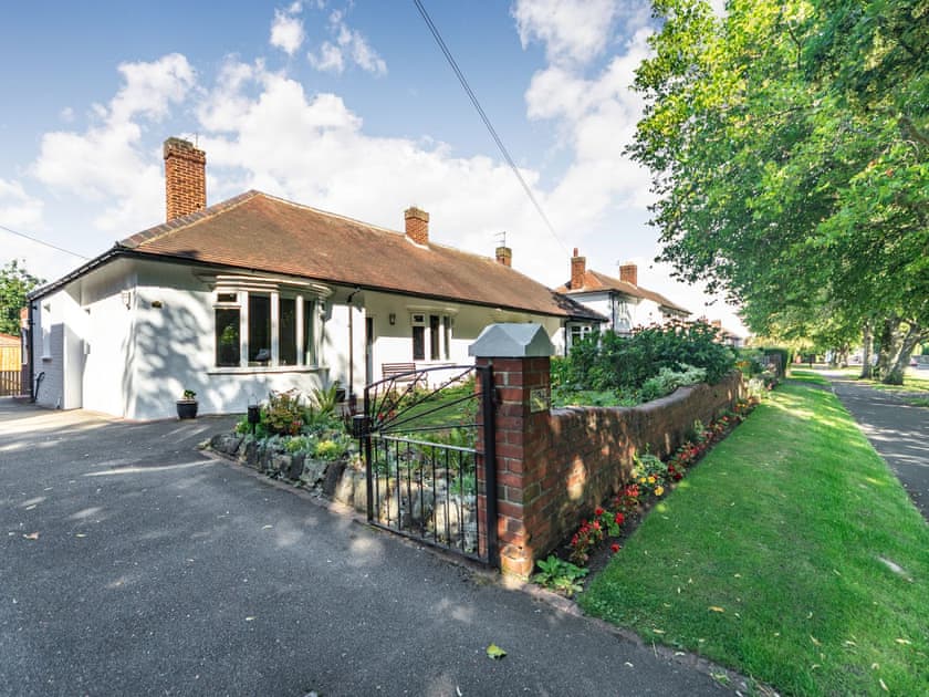 Exterior | North Lodge Cottage, Chester le Street
