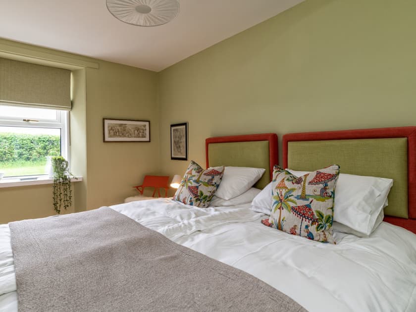 Twin bedroom | East Kilblean Cottage - Kilblean Cottages, Kilblean, near Old Meldrum