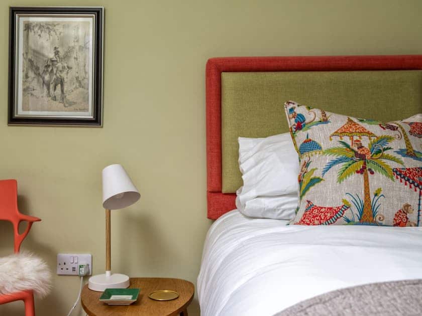 Twin bedroom | East Kilblean Cottage - Kilblean Cottages, Kilblean, near Old Meldrum