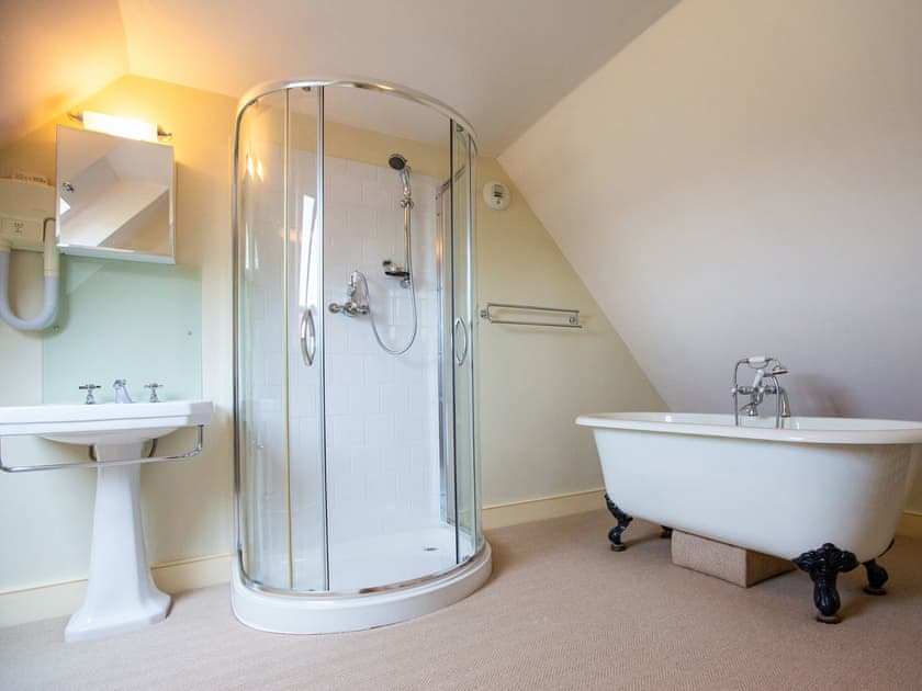 En-suite | Lancaut Farmhouse, Tiddenham, near Lydney