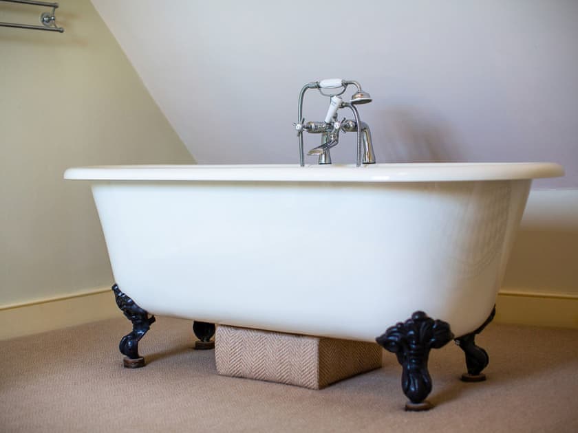 En-suite | Lancaut Farmhouse, Tiddenham, near Lydney