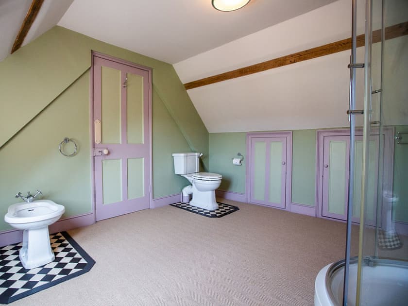 En-suite | Lancaut Farmhouse, Tiddenham, near Lydney